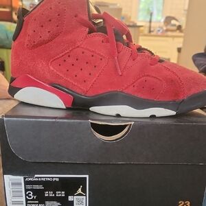 Jordan Kids Sneakers in Red and Black